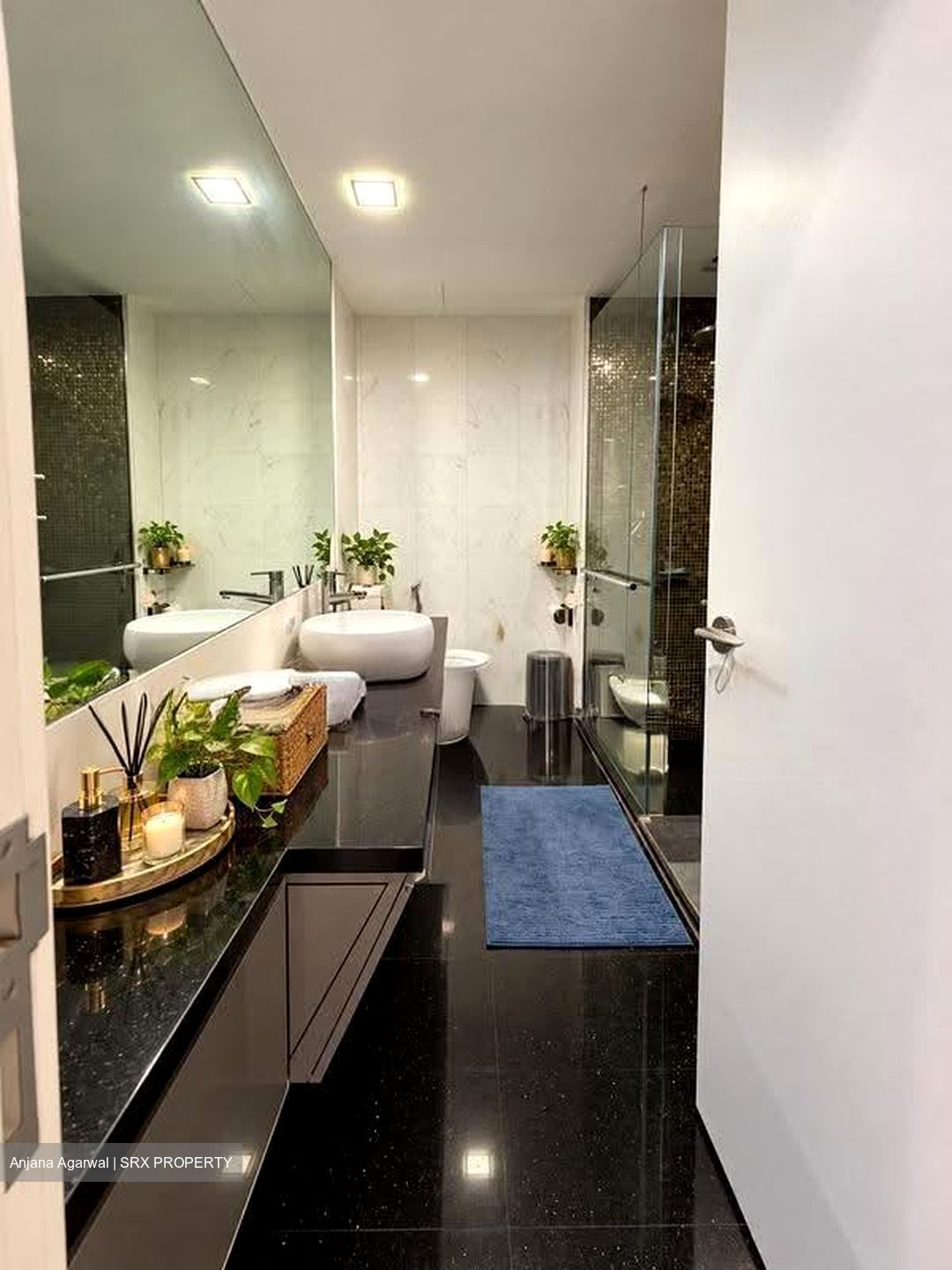 Cote D'Azur (D15), Condominium #639797731